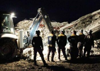 النظام السوري ينفذ أول مجزرة في العام الجديد عبر استهداف مدرسة أطفال في إدلب