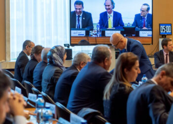 روسيا والنظام يقتلان 32 مدنياً بالتزامن مع مفاوضات “الدستور”