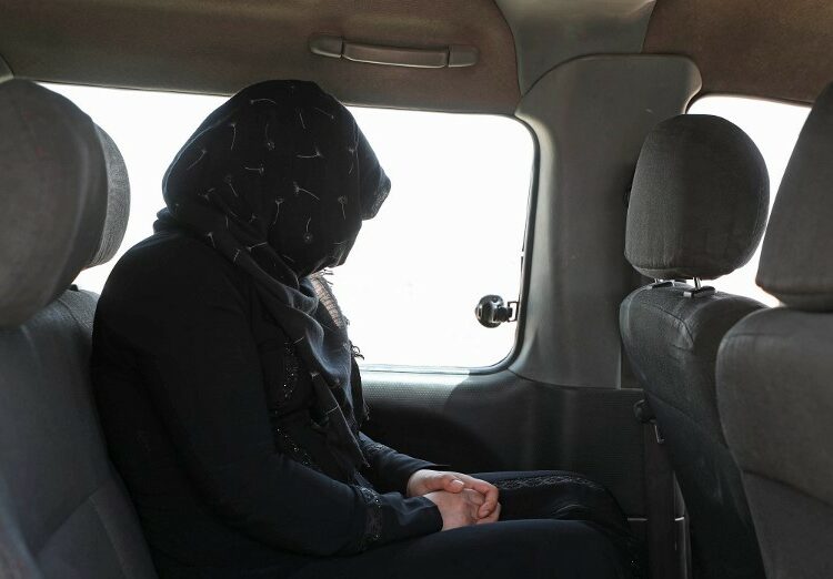 بعد إطلاق سراحهن من سجون النظام.. سوريات ما زلن يبحثن عن النجاة من وصمة المجتمع