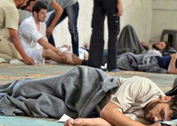 سوريون يتفاعلون مع ذكرى مجزرة الكيماوي: لا تخنقوا الحقيقة