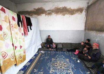 النظام السوري يستهدف مدرسة في إدلب ويقتل 8 بينهم 4 أطفال