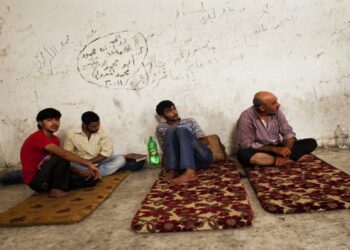 المعارضة السورية تعتقل ألفي شخص منذ بداية الثورة