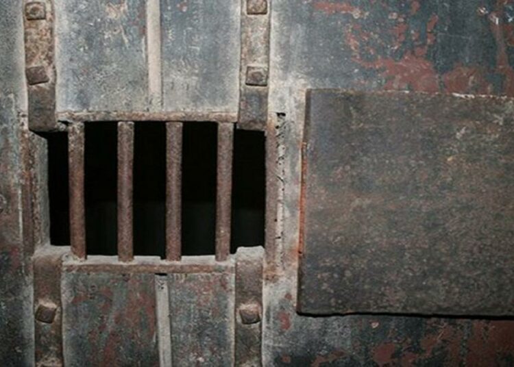 45 شخصاً قتلوا تحت التعذيب في سورية مارس الماضي