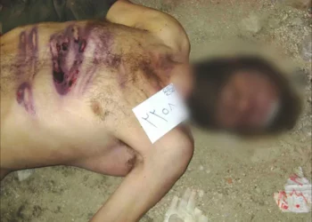 التعذيب يودي بـ11 شخصا في سجون الأسد