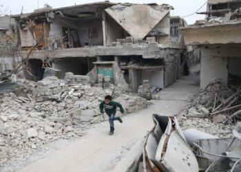 أطفال سورية… قتل وجوع وتهجير