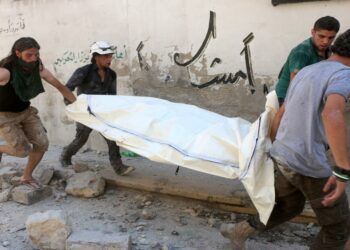 روسيا قتلت 2704 مدنيين منذ تدخلها في سورية