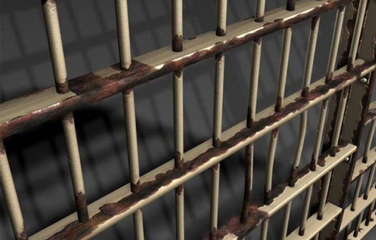 تحت التعذيب.. 58 معتقلًا قتلوا في تموز