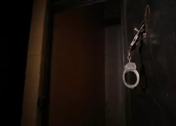 السورية لحقوق الإنسان: مقتل 14 شخصاً بسبب التعذيب في سوريا في نيسان 2018