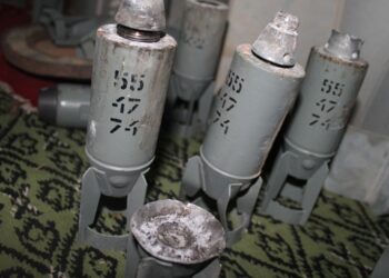 النظام يستخدم القنابل العنقودية في 83 هجوماً