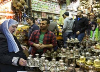 “هذا ما تقوله القوانين التركية والدولية عن اللاجئين “