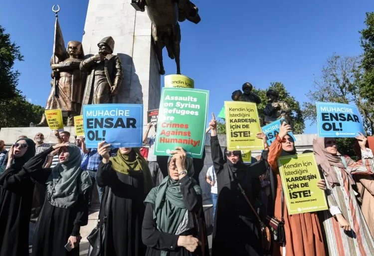 تقرير يرصد اعتقال النظام السوري لاجئين عائدين ويحذر دول اللجوء من إعادتهم