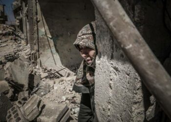 “تقرير: الانتهاكات بحق المرأة السورية ھي الأسوأ في العالم “