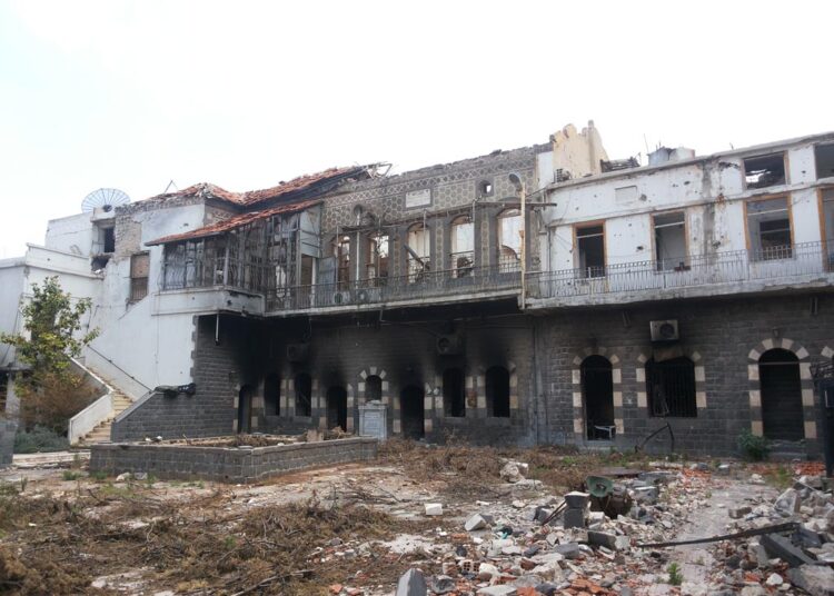 الشبكة السورية: نظام الأسد مسؤول بنسبة 61% عن استهداف كنائس في سوريا