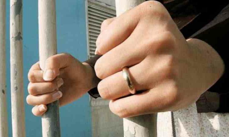 الشبكة السورية لحقوق الإنسان تُصدر تقريرها السنوي العاشر عن الانتهاكات بحق الإناث في سورية