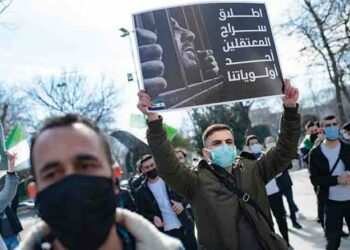 ملف المفقودين في سوريا: الأمم المتحدة تكرر الأخطاء السابقة وتحذيرات من دوامة أستانة حقوقية