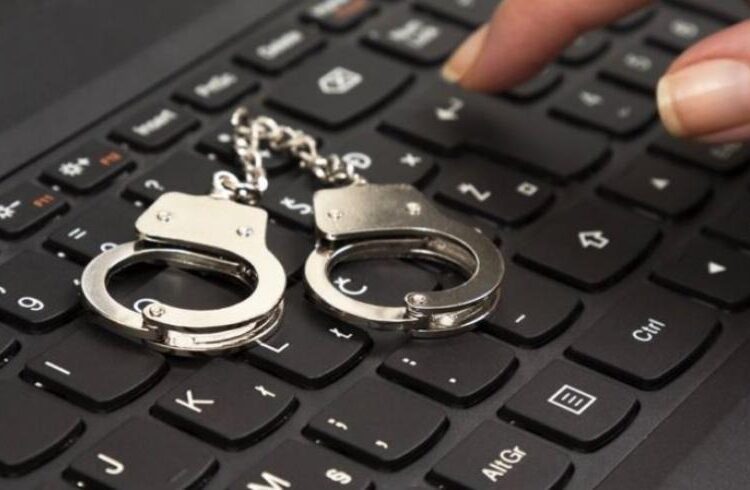 الشبكة السورية لحقوق الإنسان: القانون رقم 20 أداة لمزيد من قمع الحريات