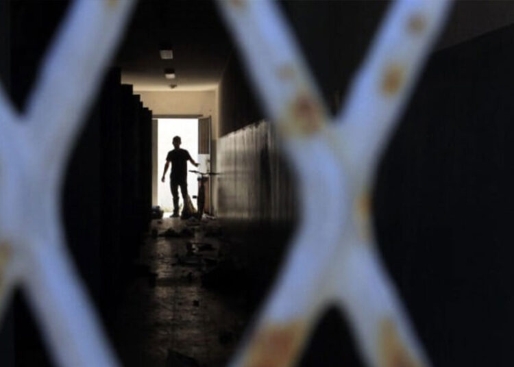 “الشبكة السورية” تصدر تقريراً يتضمن بيانات وفاة مختفين قسرياً لدى النظام