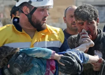 سوريون يحيون ذكرى مجزرة خان شيخون.. جرائم "الكيميائي" بدون حساب