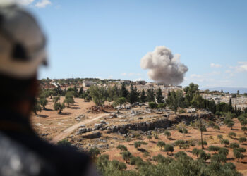 “الشبكة السورية”: خسائر بشرية هائلة في سوريا على طريق الحرية والكرامة