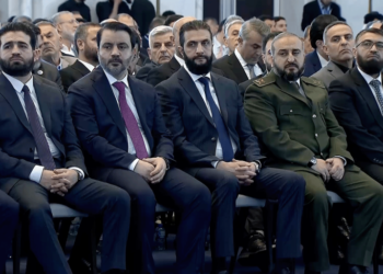 3 تغييرات فورية يجب أن تقوم بها الإدارة السورية