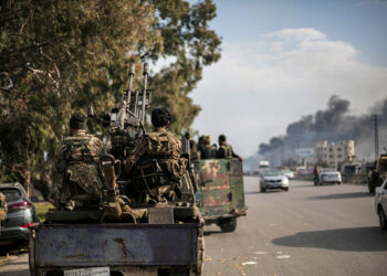 التأخير في إصدار تقرير الساحل السوري: صمت رسمي يزيد القلق الشعبي