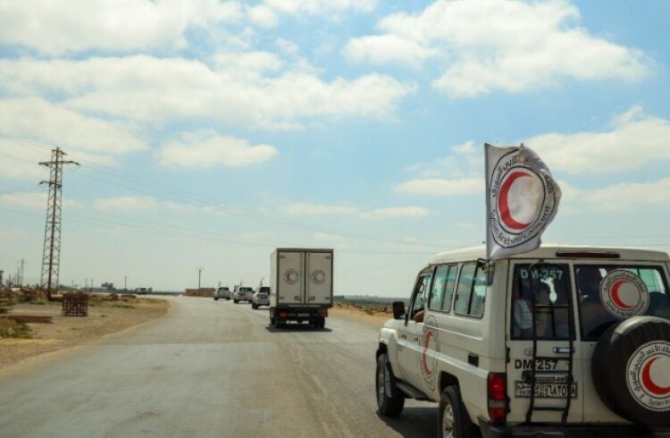 الهلال الأحمر يدخل ريف السويداء لإجلاء دفعة جديدة من المدنيين