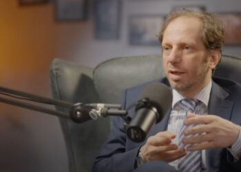 عبد الغني: التقرير الأممي عن أحداث الساحل بسوريا متوازن ويؤكد على ضرورة المحاسبة