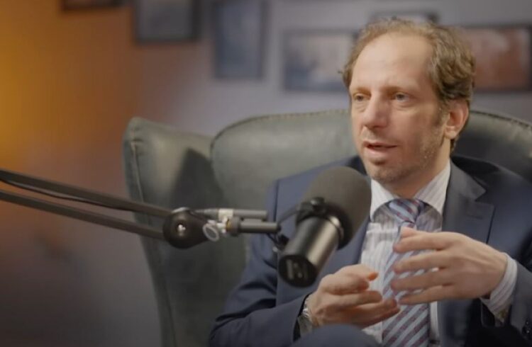 عبد الغني: التقرير الأممي عن أحداث الساحل بسوريا متوازن ويؤكد على ضرورة المحاسبة