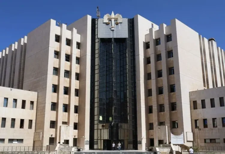 قرار إلغاء الملاحقات القضائية يعيد الحقوق المدنية والسياسية لآلاف السوريين