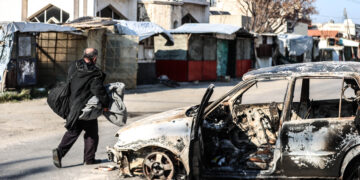 محاكمة متورطين بـ”أحداث” الساحل السوري… تسريع الخطى القانونية لتحصين السلم الأهلي