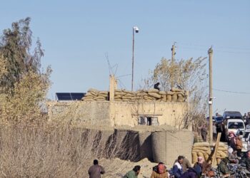 تقرير للشبكة السورية يوثق مقتل مدنيين خلال مداهمات لتنظيم “قسد”