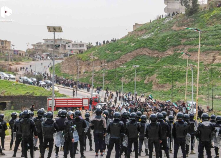 في ذكراها الثانية بعد سقوط الأسد: أين الثورة السورية من تحقيق أهدافها؟