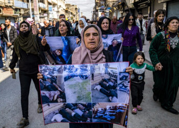 “نيويورك تايمز”: عمليات خطف وحشية تطاول نساء علويات في سورية