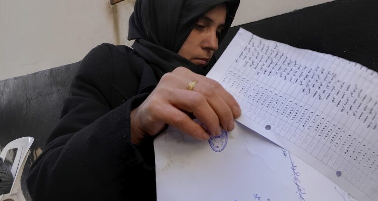 حرب الأدلة.. معركة مفتوحة في سوريا
