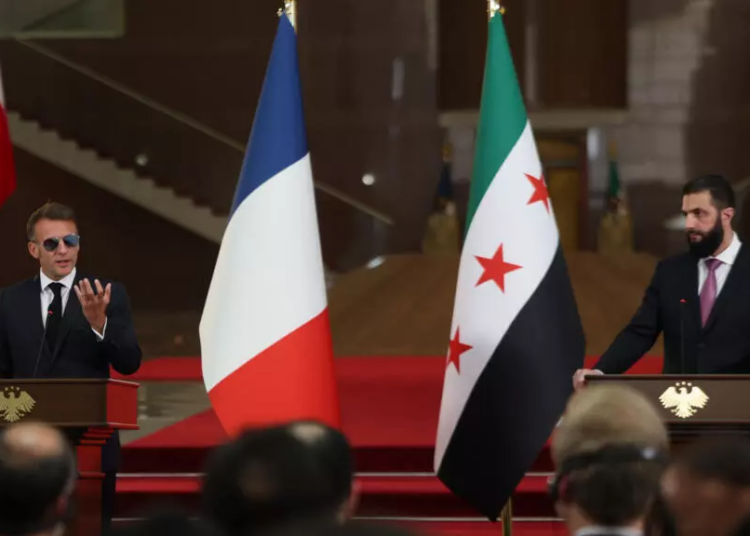 الشرع يتطلع لفرنسا شريكا أولا لسوريا.. وماكرون يشيد بشجاعة وكرامة السوريين وتعاون قد يشمل “قوات خاصة”