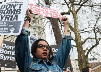 Parliament and UK public split over decision to bomb Syria