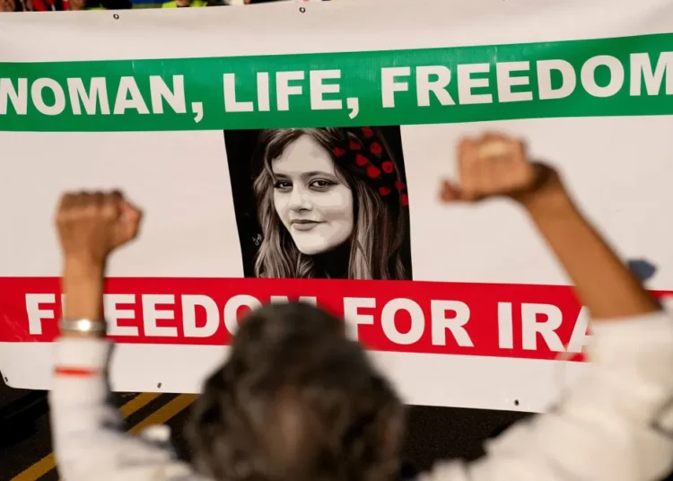 What Iranian Human Rights Defenders Can Learn From Syria and Beyond