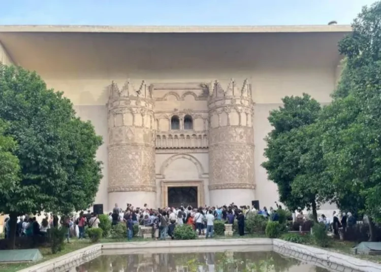 Syrians React to Decrees on Transitional Justice, Missing Persons